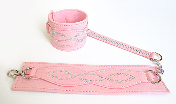 Оковы со стразами